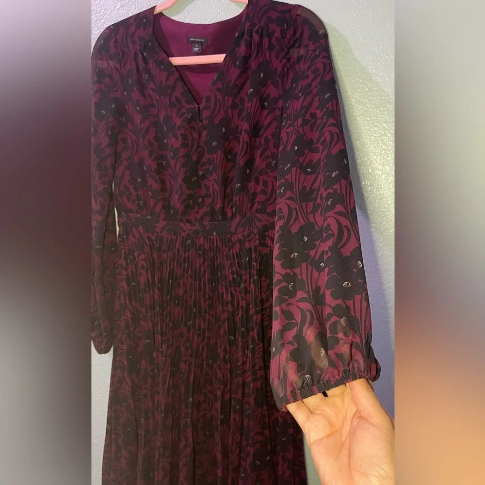 Ann Taylor Burgundy and Black Floral Long Sleeve Dress